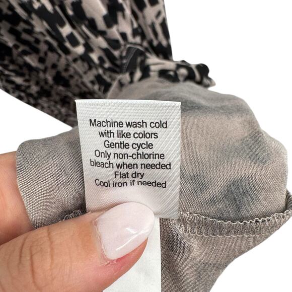 APT. 9 NWT Taupe & Black Bold Print Surplice V-neck Soft Knit Maxi Dress - Picture 11 of 11